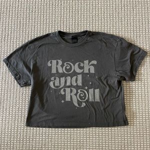 Grey Cropped T super soft size M